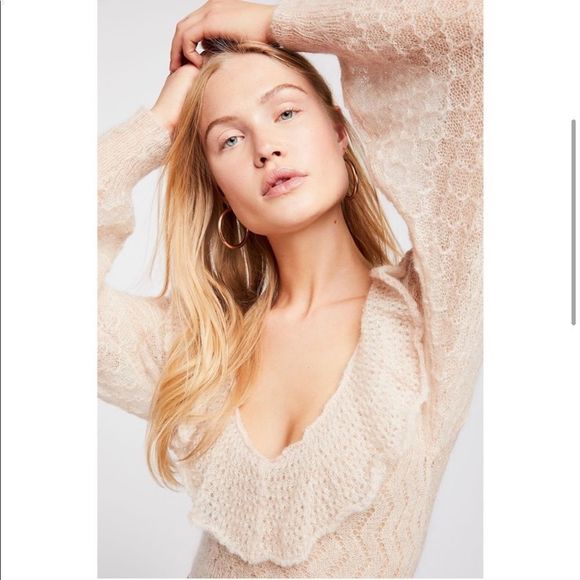 NWT Free People Macaroon Lightweight Sweater - Picture 3 of 8